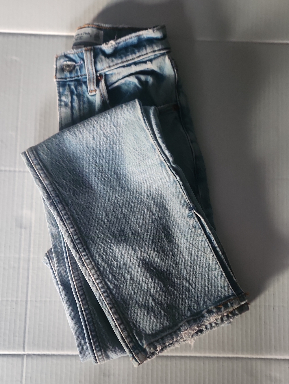 ABERCROMBIE Women’s Light Blue High-Rise Straight Jeans